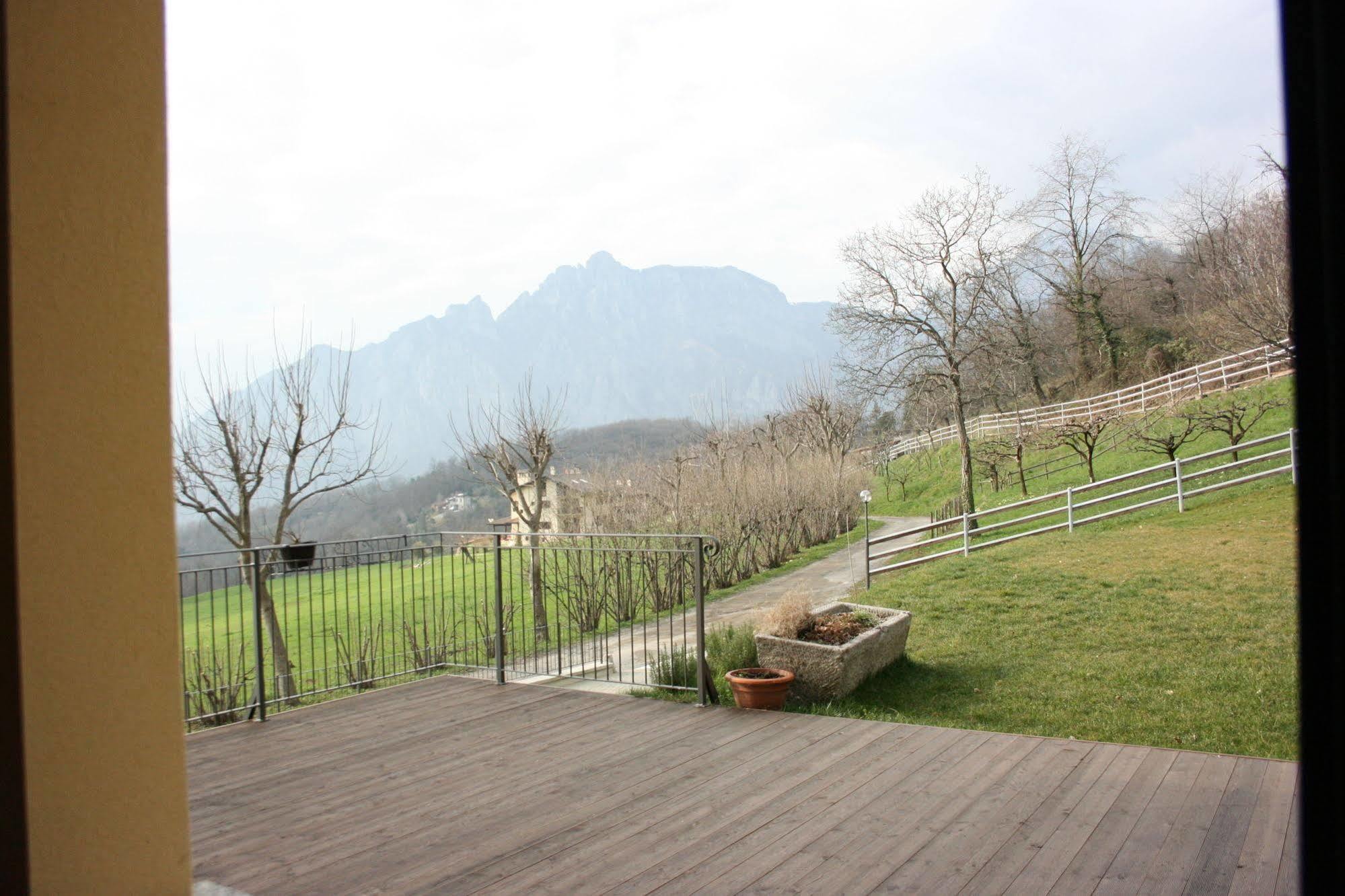 Agriturismo Deviscio Lecco Buitenkant foto