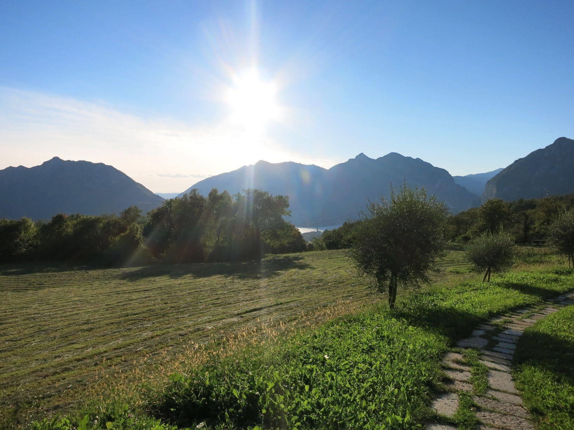 Agriturismo Deviscio Lecco Buitenkant foto